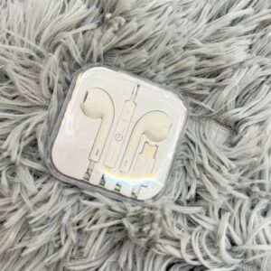 سماعه ايفون