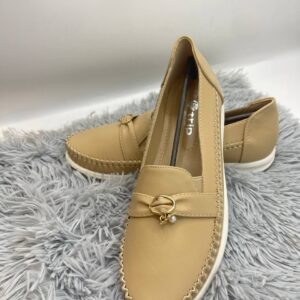 حذاء نسائي