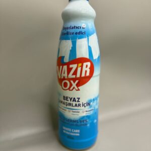 قاصر ملابس ابيض وزير