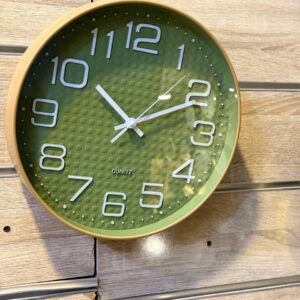 ساعه جداريه