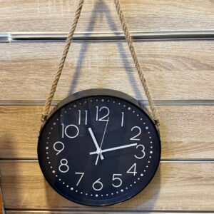 ساعه جداريه