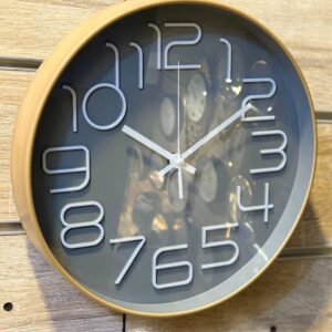 ساعه جداريه